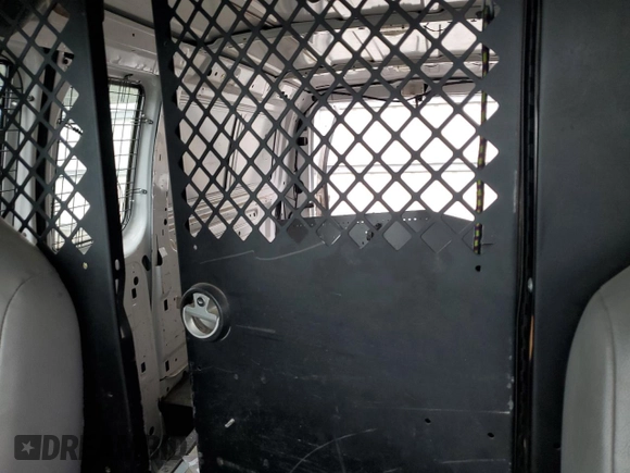 2010 Ford Econoline Cargo Commercial with VIN 1FTNE2EL8ADA54016, listed as a Copart auction lot 81127704 with 190,219 mi miles and Salvage title. Bid and sale history available at DreamBid. Image 10.