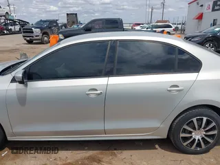 2011 Volkswagen Jetta SE с VIN 3VWBZ7AJ5BM396034, выставлен на аукционе IAAI как лот 42224986 с пробегом 208 344 миль миль и . История ставок и продаж доступна на DreamBid. Изображение 14.