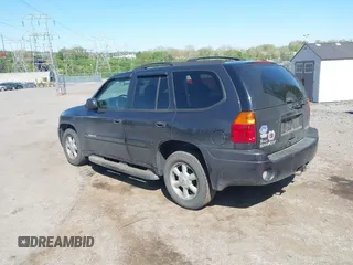 2005 GMC Envoy SLE with VIN 1GKDT13S552253519, listed as a IAAI auction lot 42113617 with 172,058 mi miles and . Bid and sale history available at DreamBid. Image 3.
