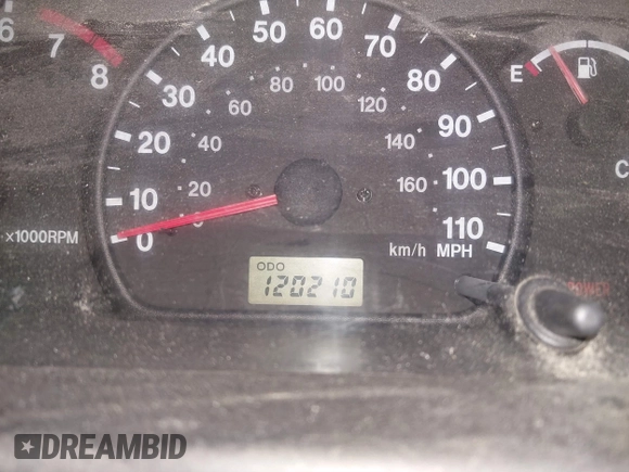 2002 Suzuki XL-7 Standard with VIN JS3TX92V024110369, listed as a IAAI auction lot 41815661 with 120,210 mi miles. Bid and sale history available at carsss.com. Image 16.