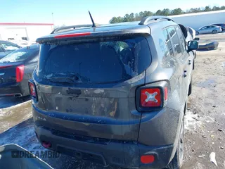 2017 Jeep Renegade Latitude with VIN ZACCJBBB7HPG48462, listed as a IAAI auction lot 41544445 with 94,594 mi miles. Bid and sale history available at carsss.com. Image 16.