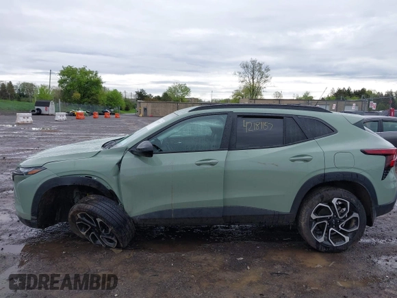 2024 Chevrolet Trax 2RS with VIN KL77LJE29RC144158, listed as a IAAI auction lot 42181157 with 8,757 mi miles and . Bid and sale history available at DreamBid. Image 14.