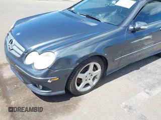 2008 Mercedes-Benz CLK 350 z VIN WDBTK56F98F248058, wystawiony jako IAAI lot #42477891 z przebiegiem 134 019 mil mil oraz . Historia ofert i sprzedaży dostępna na DreamBid. Obrazek 6.