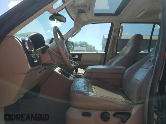 2006 Ford Expedition Eddie Bauer with VIN 1FMFU17556LA63250, listed as a Copart auction lot 61906595 with 151,047 mi miles and Salvage title. Bid and sale history available at DreamBid. Image 7.