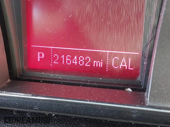 2015 GMC Terrain SLT with VIN 2GKFLXE37F6220527, listed as a IAAI auction lot 41812632 with 216,482 mi miles and . Bid and sale history available at carsss.com. Image 15.