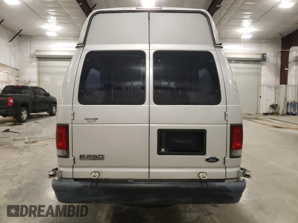 2008 Ford Econoline Cargo Commercial with VIN 1FTNS24W88DB46242, listed as a Copart auction lot 81156774 with 43,636 mi miles and Clean Title. Bid and sale history available at DreamBid. Image 6.