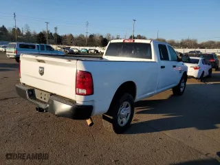 2018 Ram 3500 Tradesman with VIN 3C63R2GJ8JG280591, listed as a Copart auction lot 43219015 with 204,551 mi miles and Clean Title. Bid and sale history available at carsss.com. Image 3.
