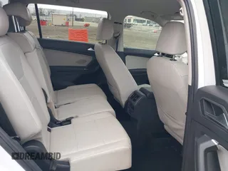 2020 Volkswagen Tiguan SE with VIN 3VV3B7AX2LM055418, listed as a IAAI auction lot 41248422 with Not Provided miles and . Bid and sale history available at DreamBid. Image 8.