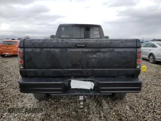 1995 Ford F-250 with VIN 2FTHF26F8SCA70723, listed as a Copart auction lot 86729074 with 206,050 mi miles and Salvage Title. Bid and sale history available at carsss.com. Image 6.