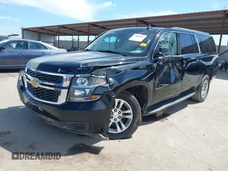 2020 Chevrolet Suburban LT z VIN 1GNSCHKC2LR305366, wystawiony jako IAAI lot #42080587 z przebiegiem 163 540 mil mil oraz . Historia ofert i sprzedaży dostępna na DreamBid. Obrazek 17.