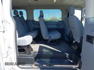 2019 Ford Transit XL with VIN 1FMZK1ZM8KKA06967, listed as a IAAI auction lot 41805833 with 32,225 mi miles. Bid and sale history available at carsss.com. Image 8.