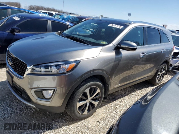 2016 Kia Sorento EX with VIN 5XYPHDA54GG129209, listed as a Copart auction lot 44241815 with 142,172 mi miles and Clean Title. Bid and sale history available at carsss.com. Image 1.