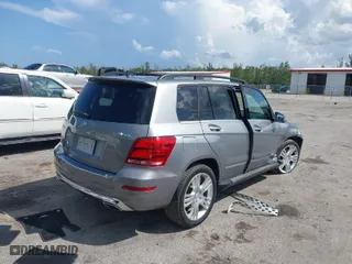 2015 Mercedes-Benz GLK-Class GLK 350 with VIN WDCGG8JB9FG360676, listed as a IAAI auction lot 41918582 with 149,911 mi miles. Bid and sale history available at carsss.com. Image 4.