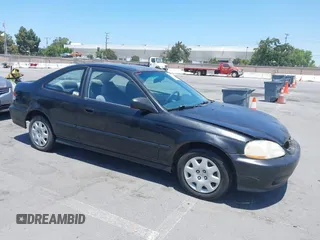 2000 Honda Civic DX z VIN 1HGEJ6224YL116656, wystawiony jako IAAI lot #42483105 z przebiegiem 265 701 mil mil oraz . Historia ofert i sprzedaży dostępna na DreamBid. Obrazek 1.