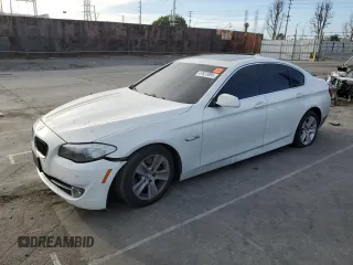 2012 BMW 5 Series 528i with VIN WBAXG5C57CDY28507, listed as a Copart auction lot 47623095 with 134,798 mi miles and Salvage Title. Bid and sale history available at carsss.com. Image 1.