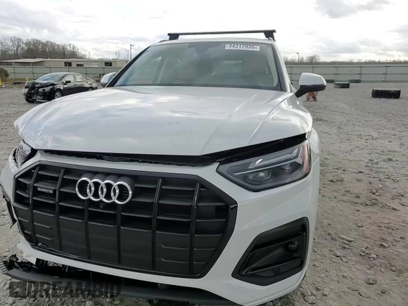 2024 Audi Q5 Premium Plus z VIN WA1BBAFY8R2131498, wystawiony jako Copart lot #44317935 z przebiegiem Nie podano mil oraz Szkoda całkowita • Salvage title. Historia ofert i sprzedaży dostępna na DreamBid. Obrazek 11.