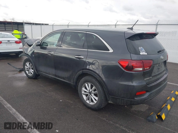 2019 Kia Sorento L with VIN 5XYPG4A32KG510776, listed as a IAAI auction lot 41716252 with 129,725 mi miles and . Bid and sale history available at carsss.com. Image 3.