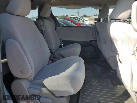 2016 Toyota Sienna LE AAS with VIN 5TDKK3DC8GS744252, listed as a Copart auction lot 48638345 with 92,499 mi miles and Salvage Title. Bid and sale history available at carsss.com. Image 12.