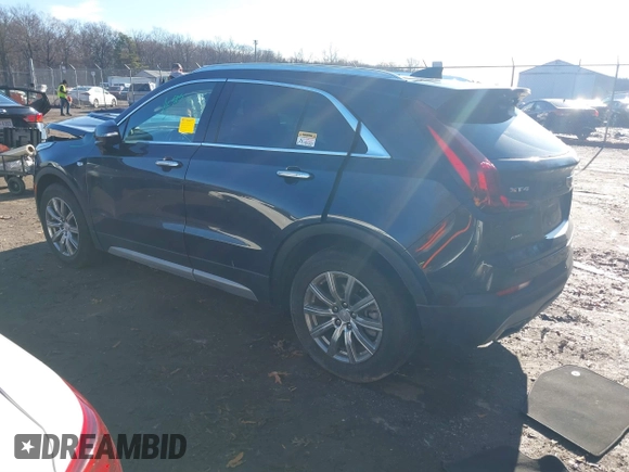 2022 Cadillac XT4 AWD Premium Luxury with VIN 1GYFZDR40NF139931, listed as a IAAI auction lot 41168482 with 28,748 mi miles and . Bid and sale history available at carsss.com. Image 3.