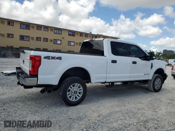 2019 Ford F-250 XL with VIN 1FT7W2BT6KED74084, listed as a Copart auction lot 62181815 with 113,591 mi miles and Non repairable. Bid and sale history available at DreamBid. Image 3.