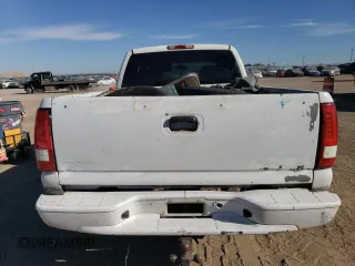 2000 GMC New Sierra 1500 SLE with VIN 2GTEC19T6Y1131496, listed as a Copart auction lot 72583094 with 184,604 mi miles and Non Repairable. Bid and sale history available at carsss.com. Image 6.