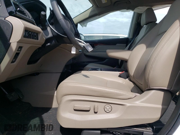 2024 Honda Odyssey Touring with VIN 5FNRL6H84RB024909, listed as a Copart auction lot 56226255 with 11,094 mi miles and Salvage title. Bid and sale history available at DreamBid. Image 7.