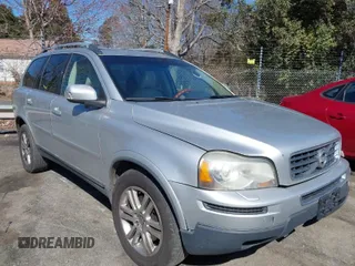 2010 Volvo XC90 I6 with VIN YV4982CZ8A1552375, listed as a IAAI auction lot 41644304 with 199,597 mi miles. Bid and sale history available at carsss.com. Image 1.