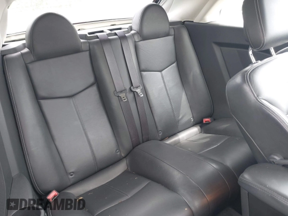 2010 Chrysler Sebring Limited z VIN 1C3BC6EV9AN122372, wystawiony jako IAAI lot #42382181 z przebiegiem 34 454 mil mil oraz . Historia ofert i sprzedaży dostępna na DreamBid. Obrazek 8.