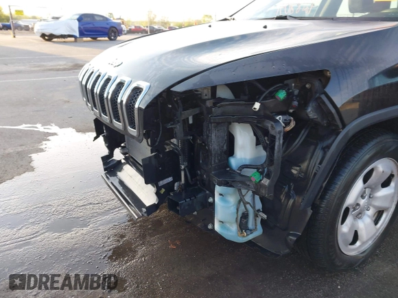2016 Jeep Cherokee Sport with VIN 1C4PJLAB2GW136778, listed as a IAAI auction lot 42188091 with 120,866 mi miles and . Bid and sale history available at DreamBid. Image 18.