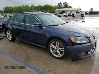 2015 Volkswagen Passat SE with VIN 1VWBV7A34FC061724, listed as a Copart auction lot 57807895 with 101,621 mi miles and Salvage title. Bid and sale history available at DreamBid. Image 4.