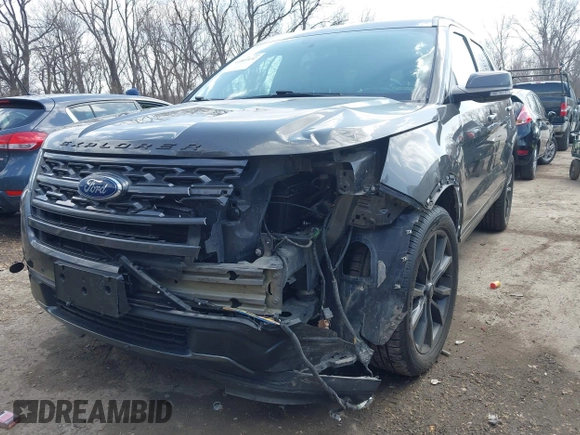 2018 Ford Explorer XLT with VIN 1FM5K8D84JGB01514, listed as a IAAI auction lot 41803132 with 59,107 mi miles and . Bid and sale history available at carsss.com. Image 6.