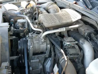 2007 Chevrolet Silverado 2500HD LT3 z VIN 1GCHK23D47F179559, wystawiony jako IAAI lot #41215999 z przebiegiem 177 779 mil mil oraz . Historia ofert i sprzedaży dostępna na DreamBid. Obrazek 19.
