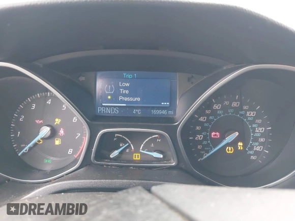 2012 Ford Focus SEL with VIN 1FAHP3H26CL239437, listed as a IAAI auction lot 41164604 with 169,946 mi miles. Bid and sale history available at carsss.com. Image 7.
