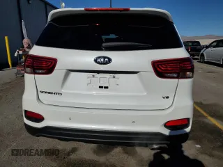 2020 Kia Sorento LX V6 with VIN 5XYPG4A55LG695652, listed as a Copart auction lot 88478465 with 88,107 mi miles and Salvage Title. Bid and sale history available at carsss.com. Image 6.