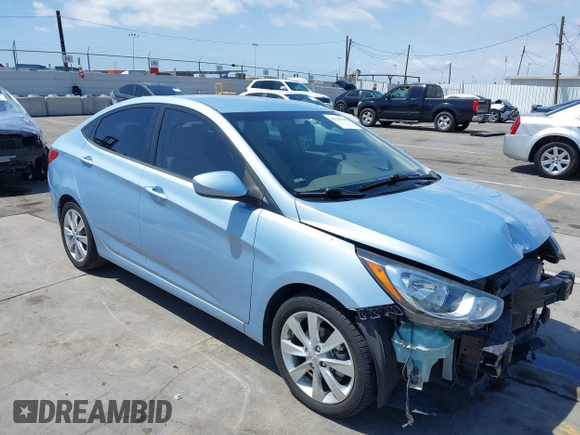 2012 Hyundai Accent GLS z VIN KMHCU4AE1CU057299, wystawiony jako IAAI lot #42130443 z przebiegiem 65 901 mil mil oraz . Historia ofert i sprzedaży dostępna na DreamBid. Obrazek 1.