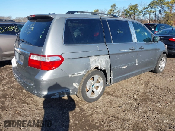 2006 Honda Odyssey TOURING with VIN 5FNRL38846B059685, listed as a IAAI auction lot 41831849 with 999,999 mi miles. Bid and sale history available at carsss.com. Image 4.