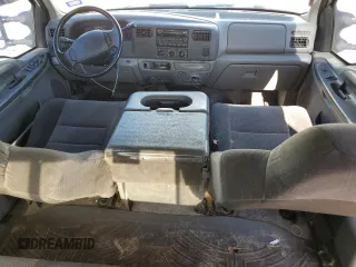 2002 Ford F-250 XL with VIN 1FTNW21F92EC56758, listed as a Copart auction lot 56746595 with 340,715 mi miles and Clean title. Bid and sale history available at DreamBid. Image 8.