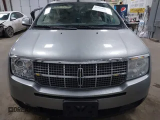 2007 Lincoln MKX with VIN 2LMDU68C77BJ26565, listed as a IAAI auction lot 41733876 with 173,037 mi miles. Bid and sale history available at carsss.com. Image 12.