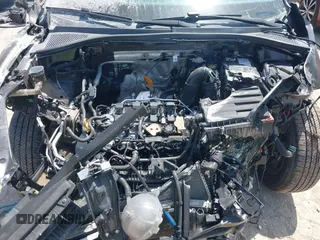 2022 Volkswagen Tiguan S with VIN 3VV1B7AX5NM030779, listed as a IAAI auction lot 41877605 with 39,261 mi miles and . Bid and sale history available at DreamBid. Image 10.