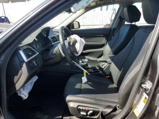 2018 BMW 3 Series 320i with VIN WBA8A9C51JAD26901, listed as a Copart auction lot 52609285 with 36,344 mi miles and Salvage Title. Bid and sale history available at carsss.com. Image 7.