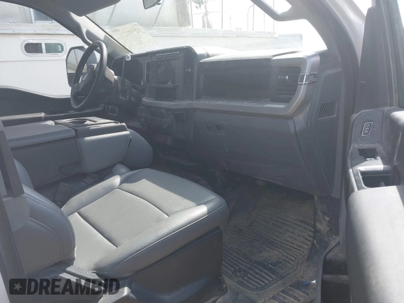 2024 Ford F-250 XL with VIN 1FT7X2BA0RED62373, listed as a IAAI auction lot 42485874 with 7,825 mi miles and . Bid and sale history available at DreamBid. Image 5.