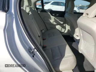 2022 Volvo S60 Momentum with VIN 7JRL12TZXNG174691, listed as a Copart auction lot 41579175 with 0 mi miles and Clean Title. Bid and sale history available at carsss.com. Image 10.