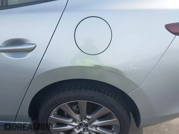 2019 Mazda 3 w/Select with VIN 3MZBPAALXKM110263, listed as a IAAI auction lot 40956795 with 35,000 mi miles. Bid and sale history available at carsss.com. Image 14.