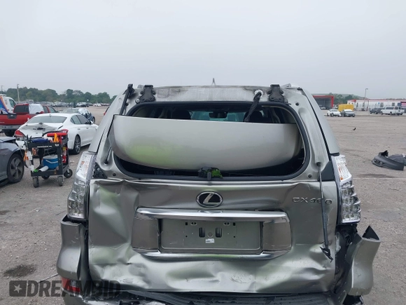 2021 Lexus GX 460 Premium z VIN JTJAM7BX2M5298598, wystawiony jako IAAI lot #41875695 z przebiegiem 48 822 mil mil oraz . Historia ofert i sprzedaży dostępna na DreamBid. Obrazek 16.