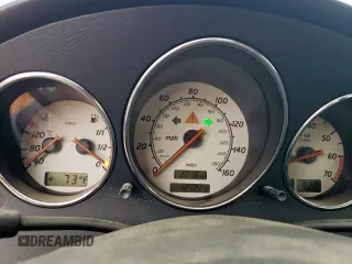 2001 Mercedes-Benz SLK 230/320 z VIN WDBKK65F91F228336, wystawiony jako Copart lot #56834915 z przebiegiem 127 224 mil mil oraz Szkody całkowita. Historia ofert i sprzedaży dostępna na DreamBid. Obrazek 9.