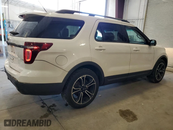 2015 Ford Explorer Sport z VIN 1FM5K8GT4FGB80884, wystawiony jako Copart lot #61789515 z przebiegiem 149 955 mil mil oraz Szkoda całkowita • Salvage title. Historia ofert i sprzedaży dostępna na DreamBid. Obrazek 3.