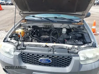 2007 Ford Escape XLS with VIN 1FMYU02Z97KB80446, listed as a IAAI auction lot 42113186 with 128,492 mi miles and . Bid and sale history available at DreamBid. Image 10.
