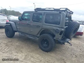2019 Jeep Wrangler Unlimited Sahara with VIN 1C4HJXEGXKW633636, listed as a IAAI auction lot 41733557 with 78,082 mi miles. Bid and sale history available at carsss.com. Image 3.