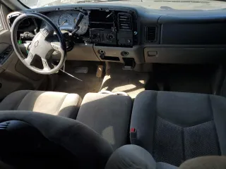 2005 Chevrolet Tahoe LS with VIN 1GNEC13V05R255395, listed as a Copart auction lot 71962214 with 206,986 mi miles and Salvage Title. Bid and sale history available at carsss.com. Image 8.