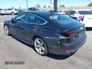 2018 Audi A5 Sportback Premium Plus z VIN WAUENCF55JA009202, wystawiony jako IAAI lot #42218463 z przebiegiem 51 866 mil mil oraz . Historia ofert i sprzedaży dostępna na DreamBid. Obrazek 14.